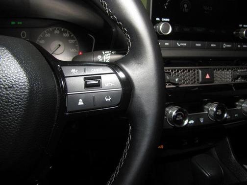White 2025 Honda Civic Sport