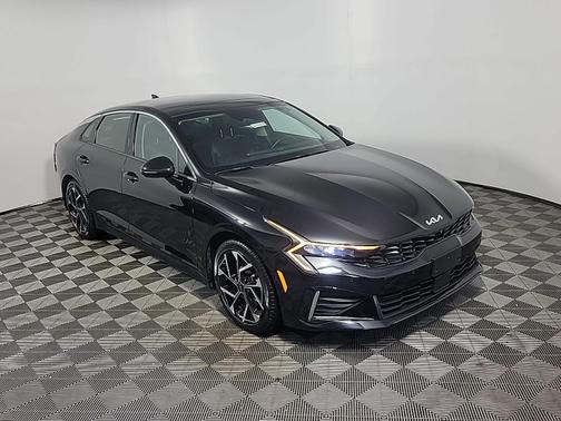 Aurora Black Pearl 2025 Kia K5 EX