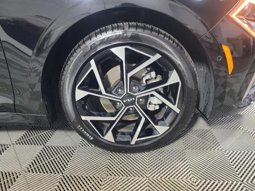 2025 Kia K5 EX