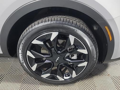 Wolf Gray 2025 Kia Sorento EX