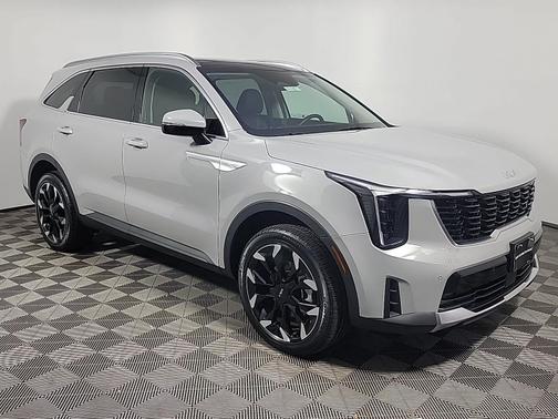 Wolf Gray 2025 Kia Sorento EX