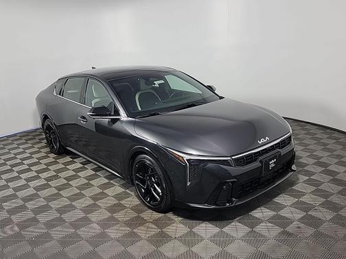 Interstellar Gray 2025 Kia K4 GT-Line Turbo