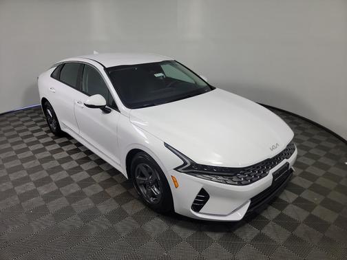 2022 Kia K5 LXS