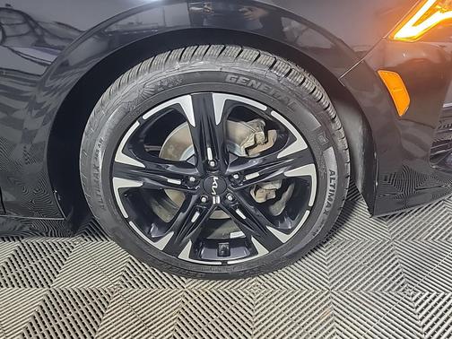 Ebony Black 2023 Kia K5 GT-Line