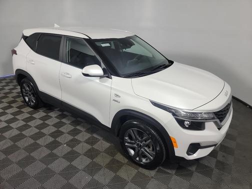 2023 Kia Seltos LX