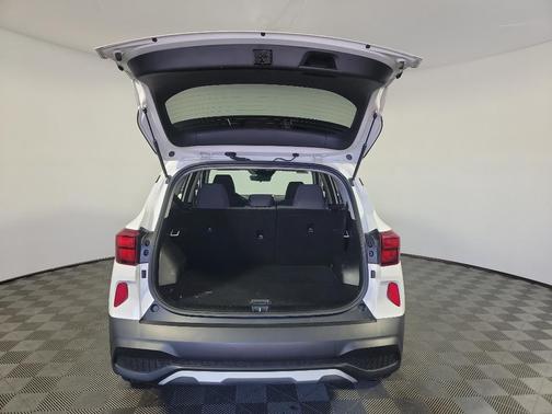 2023 Kia Seltos LX