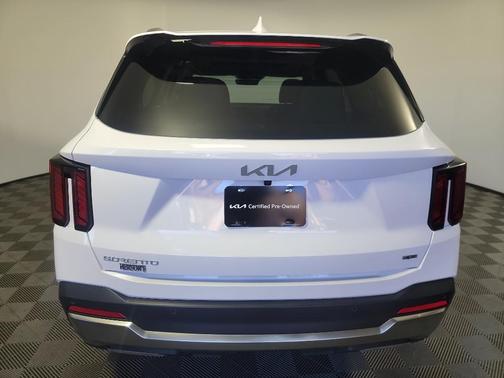 2025 Kia Sorento EX