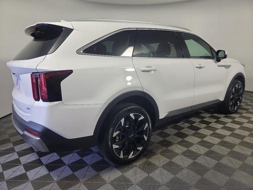 2025 Kia Sorento EX