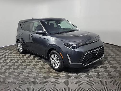Gravity Gray 2024 Kia Soul S