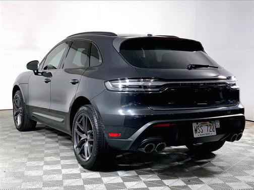 2023 Porsche Macan T