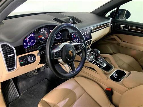 2022 Porsche Cayenne Cayenne
