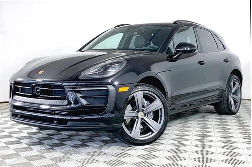 2024 Porsche Macan Base