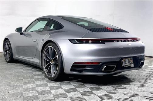 2022 Porsche 911 Carrera