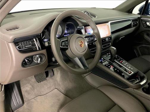 2024 Porsche Macan S
