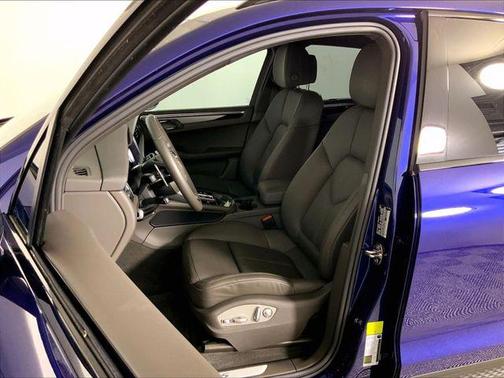 2024 Porsche Macan S