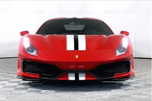 2019 Ferrari 488 Pista Base