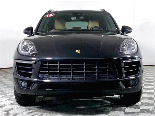 2018 Porsche Macan 