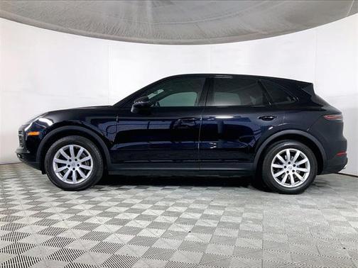 2022 Porsche Cayenne Cayenne