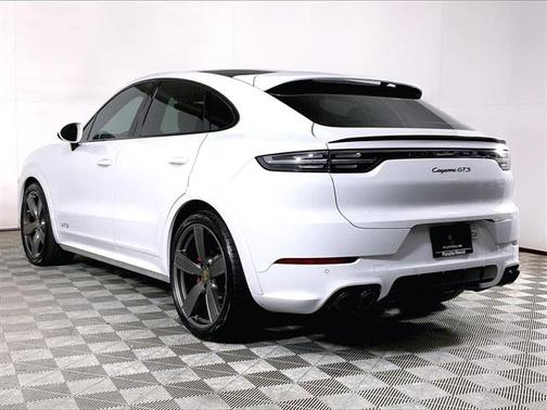2021 Porsche Cayenne GTS