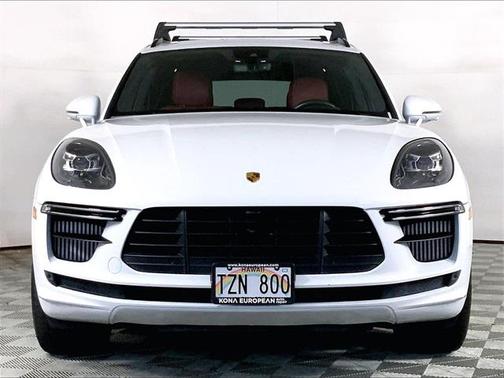 2020 Porsche Macan Turbo