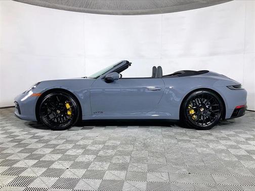 2023 Porsche 911 Carrera GTS