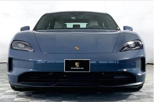 2025 Porsche Taycan