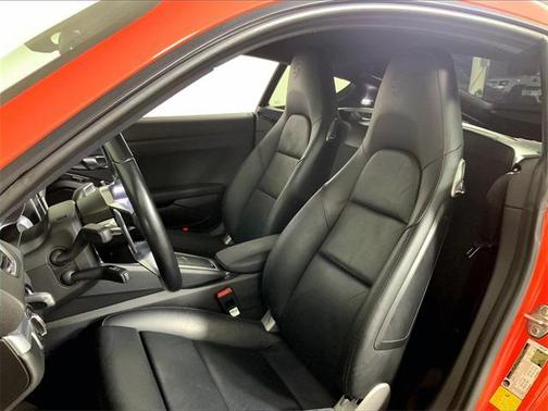 2018 Porsche 718 Cayman 