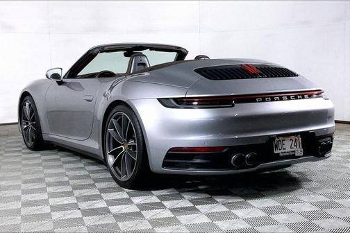 2021 Porsche 911 Carrera