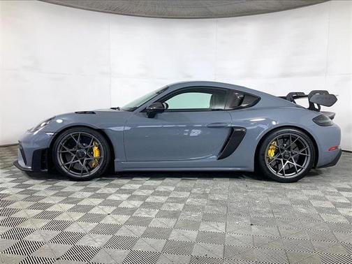 2024 Porsche 718 Cayman GT4 RS