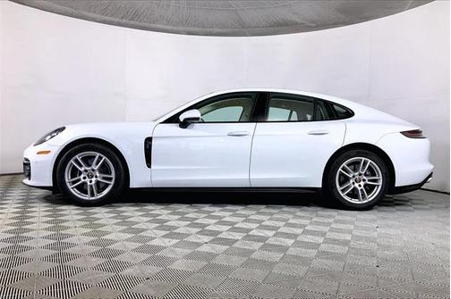 2021 Porsche Panamera