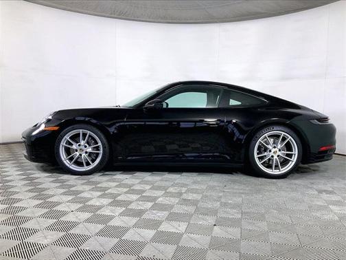 2024 Porsche 911 Carrera 4