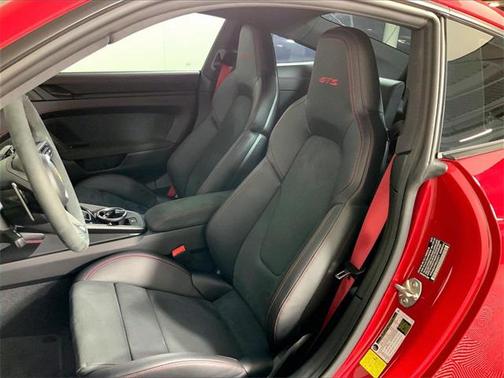 2024 Porsche 911 Carrera GTS