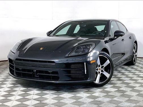 2024 Porsche Panamera 
