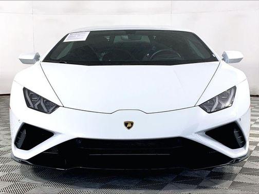 2021 Lamborghini Huracan EVO Base