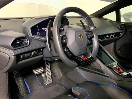 2021 Lamborghini Huracan EVO Base