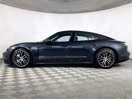 2020 Porsche Taycan Turbo