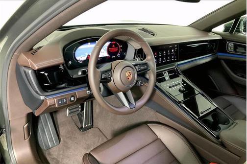 2025 Porsche Panamera 