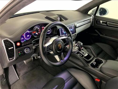 2021 Porsche Cayenne GTS