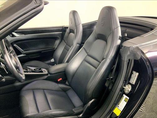 2020 Porsche 911 Carrera 4S Cabriolet