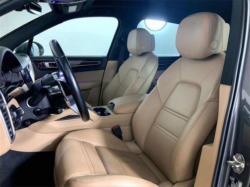 2020 Porsche Cayenne Cayenne