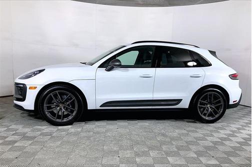 2024 Porsche Macan T
