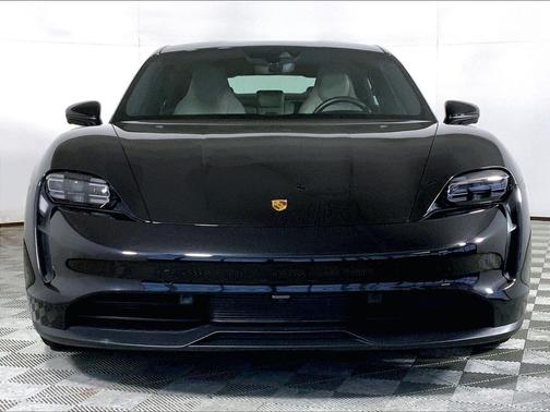 Black Metallic 2022 Porsche Taycan