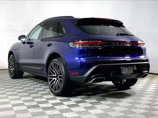 2025 Porsche Macan 