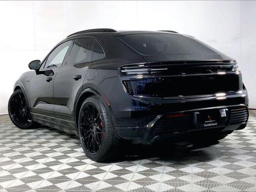 Jet Black 2025 Porsche Macan Macan Electric Turbo