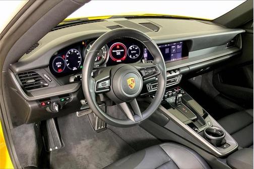 2021 Porsche 911 Carrera