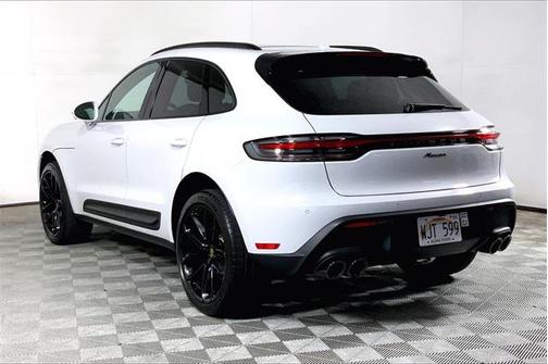 2022 Porsche Macan