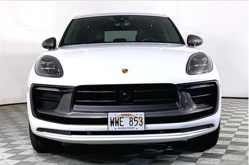 2023 Porsche Macan Base