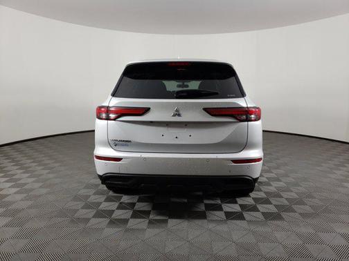 2022 Mitsubishi Outlander ES 2.5 S-AWC