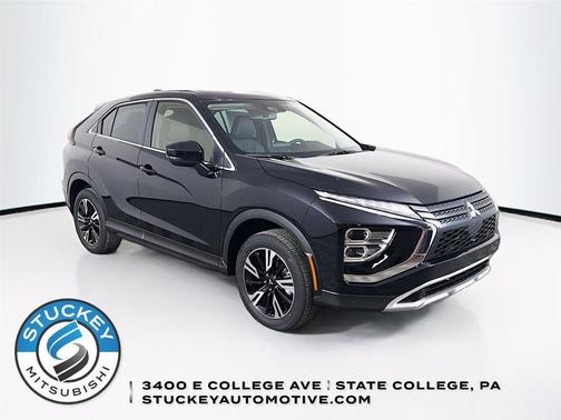 Labrador Black Pearl 2026 Mitsubishi Eclipse Cross SE