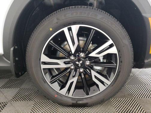 2026 Mitsubishi Eclipse Cross SE